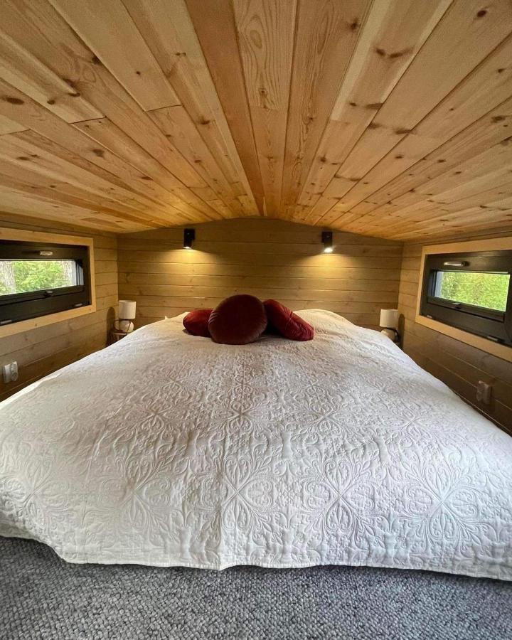 La Tiny House De Nanou Vendégház Rochefort Kültér fotó